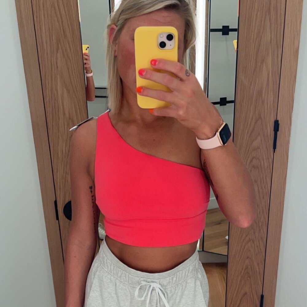 Lululemon Align Asymmetrical Bra *Light Support, A/B Cup Lip Gloss Size 4
